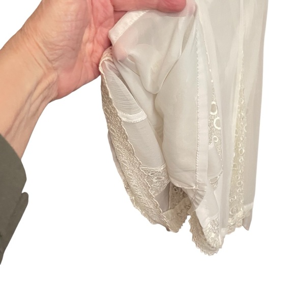 Elegant Cream Lace Trim Dress-Lace Inserts-Tie Back-Lined-Sheer-Side -Zip-Size S - Picture 4 of 10
